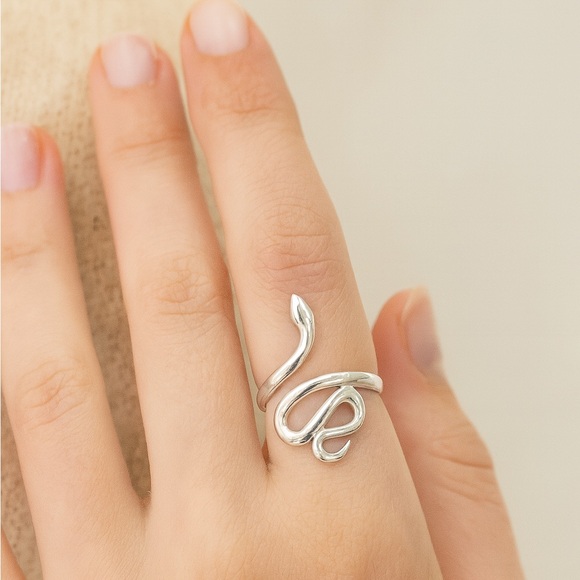 Snake Adjustable Cuff Ring – Serpent Wrap Design | Stainless Steel Adjustable - Picture 2 of 8